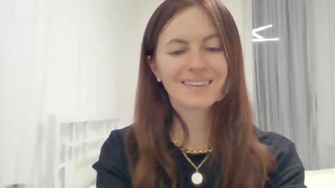 valerie_rose777 online show from December 2024 08:14:02 PM