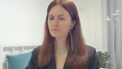 valerie_rose777 online show from February 2025 06:40:02 PM