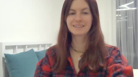 valerie_rose777 online show from February 2025 09:57:01 PM
