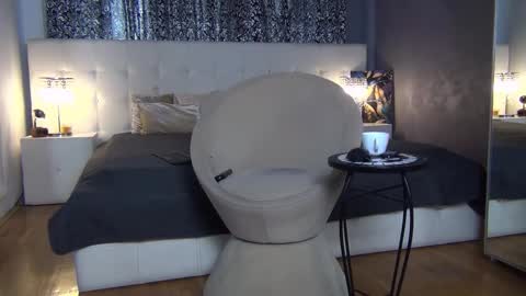 Valerie online show from October 2025 12:53:02 PM