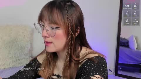 Valerie  Ig valerieflorez  online show from October 2025 12:55:01 AM