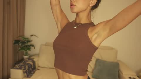 Snapshot of valerieh chatting on February 2025 11:37:02 PM Valerie online show from February 2025 11:37:02 PM