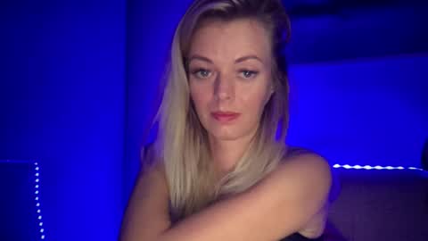 Snapshot of valerieluvsugar chatting on September 2025 05:58:01 PM Valerie online show from September 2025 05:58:01 PM