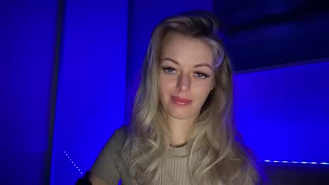 Snapshot of valerieluvsugar chatting on January 2026 10:01:02 PM Valerie online show from January 2026 10:01:02 PM