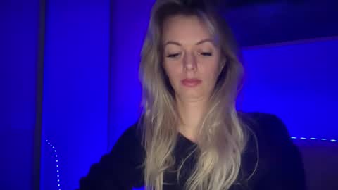 Snapshot of valerieluvsugar chatting on February 2026 10:37:01 PM Valerie online show from February 2026 10:37:01 PM