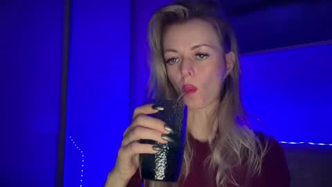 Snapshot of valerieluvsugar chatting on February 2026 04:14:02 PM Valerie online show from February 2026 04:14:02 PM