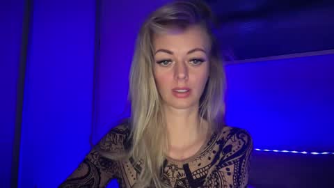 Snapshot of valerieluvsugar chatting on February 2026 03:34:02 PM Valerie online show from February 2026 03:34:02 PM