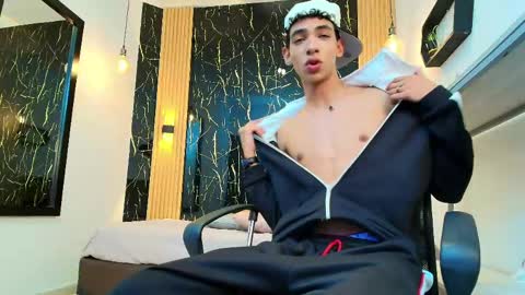 VALERIO  online show from April 2026 02:13:01 AM