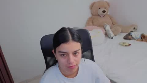 Juli C online show from February 2026 01:17:01 AM