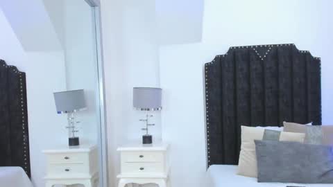   online show from December 2024 11:26:01 AM