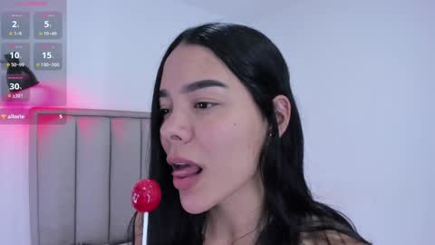 Cris  online show from September 2025 02:00:02 AM