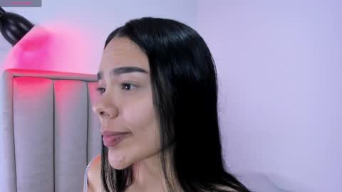 Cris  online show from April 2026 02:44:01 AM