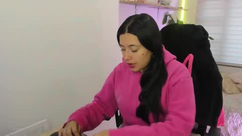 valery_bonnet1 online show from September 2025 11:36:02 AM