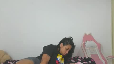 valery_lovex_ online show from October 2025 10:45:02 AM