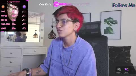 Snapshot of valeryevansvg chatting on December 2025 12:25:02 PM Valery online show from December 2025 12:25:02 PM