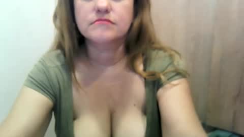 Snapshot of valerysquirtxxx chatting on April 2026 03:30:02 PM VALERY SQUIRT online show from April 2026 03:30:02 PM