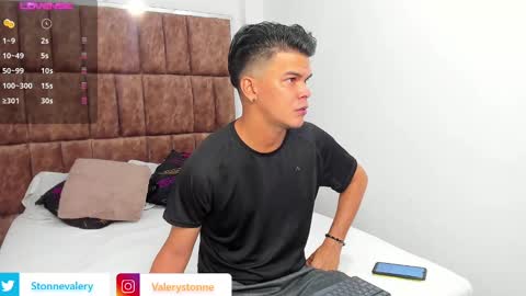 Snapshot of valerystonne_ chatting on December 2024 07:31:02 PM Valery Stonne online show from December 2024 07:31:02 PM