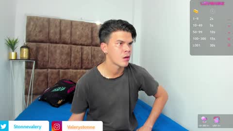 Snapshot of valerystonne_ chatting on January 2025 07:28:01 PM Valery Stonne online show from January 2025 07:28:01 PM