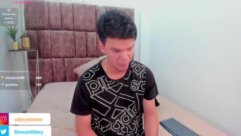 Snapshot of valerystonne_ chatting on January 2025 12:17:02 AM Valery Stonne online show from January 2025 12:17:02 AM