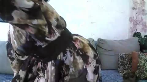 Valery Win online show from April 2026 10:07:02 AM