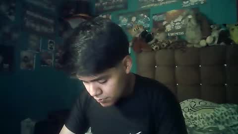 Snapshot of valesh20 chatting on December 2025 03:14:02 AM Valesh19 online show from December 2025 03:14:02 AM