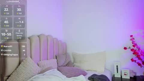 Snapshot of valey_x chatting on February 2026 06:40:02 AM valey_x online show from February 2026 06:40:02 AM