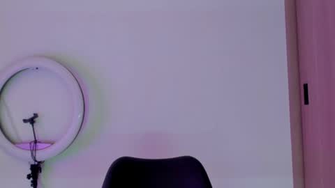 Valezny V online show from May 2026 03:50:01 PM