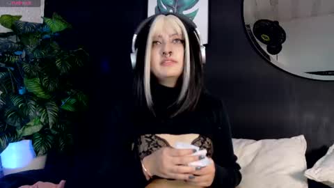  x  online show from June 2026 12:32:02 AM