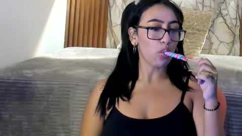 Valkyfoxxx online show from December 2025 10:52:02 AM