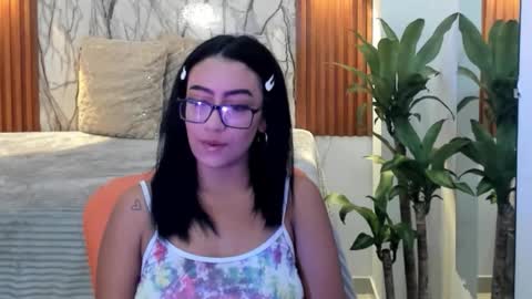 Valkyfoxxx online show from December 2025 10:54:02 AM