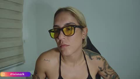 Snapshot of valkyriarose chatting on November 2025 10:56:01 PM Isis online show from November 2025 10:56:01 PM