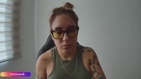 Snapshot of valkyriarose chatting on January 2026 07:05:02 PM Isis online show from January 2026 07:05:02 PM