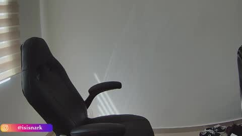 Snapshot of valkyriarose chatting on February 2026 03:29:02 PM Isis online show from February 2026 03:29:02 PM