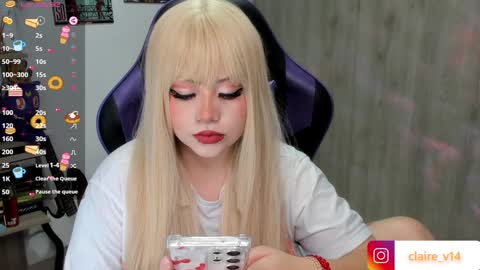 Snapshot of valkyrie_claire chatting on December 2024 11:39:01 PM Valkyrie claire online show from December 2024 11:39:01 PM