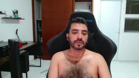 Snapshot of vallartamexi chatting on July 2026 04:38:01 AM Roberto Carlos online show from July 2026 04:38:01 AM