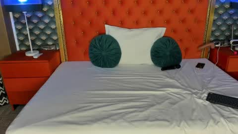 Snapshot of valleriejonnes chatting on February 2025 08:59:02 AM Valerie Val V online show from February 2025 08:59:02 AM