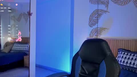 valleriie_ online show from September 2025 03:22:02 PM