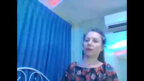 Snapshot of valleriwind chatting on January 2025 08:25:02 AM ValleriWind online show from January 2025 08:25:02 AM