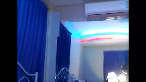 Snapshot of valleriwind chatting on January 2025 09:35:02 PM ValleriWind online show from January 2025 09:35:02 PM