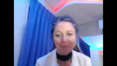 Snapshot of valleriwind chatting on January 2025 02:53:02 AM ValleriWind online show from January 2025 02:53:02 AM