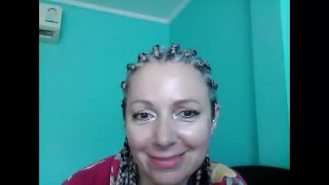 Snapshot of valleriwind chatting on February 2025 01:10:01 AM ValleriWind online show from February 2025 01:10:01 AM