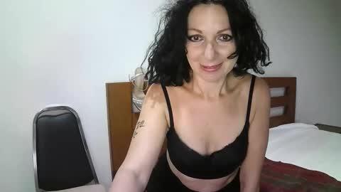 ValleriWind online show from January 2026 11:52:01 PM