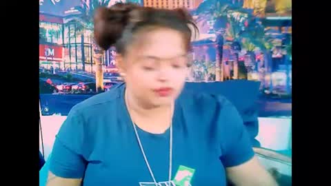 Snapshot of valleyval chatting on January 2025 06:24:02 AM indianvalvet priya is back online show from January 2025 06:24:02 AM