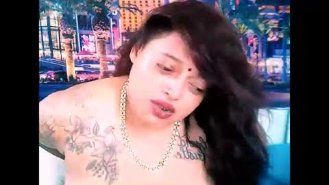 Snapshot of valleyval chatting on February 2025 01:30:01 PM indianvalvet priya is back online show from February 2025 01:30:01 PM