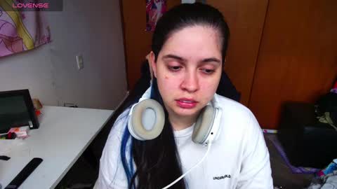 Im Violet online show from January 2025 09:20:01 PM