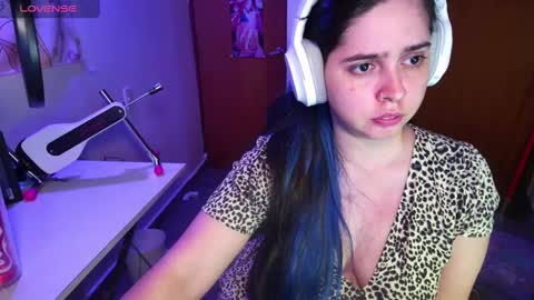 Im Violet online show from January 2025 02:24:02 AM