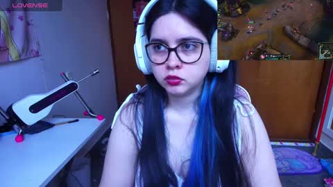 Im Violet online show from February 2025 02:15:02 PM