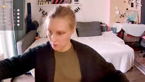 Little Devil online show from March 2026 11:49:02 AM