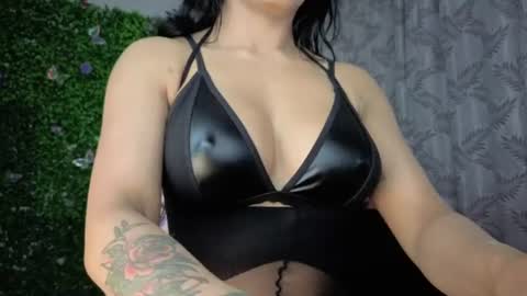 valquiria_sirgun online show from July 2026 10:39:01 AM