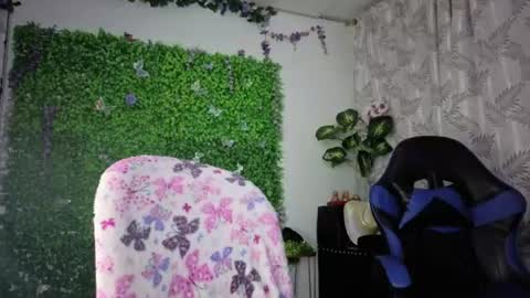 valquiria_sirgun online show from July 2026 10:06:02 AM